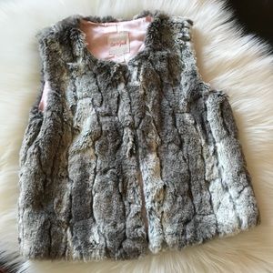Cat & Jack Gray Fur Faux Vest Size M
